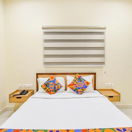 Fabhotel Prime Am Suites - Nr Yashoda Hospitals - Secunderabad Haidarábád Kültér fotó