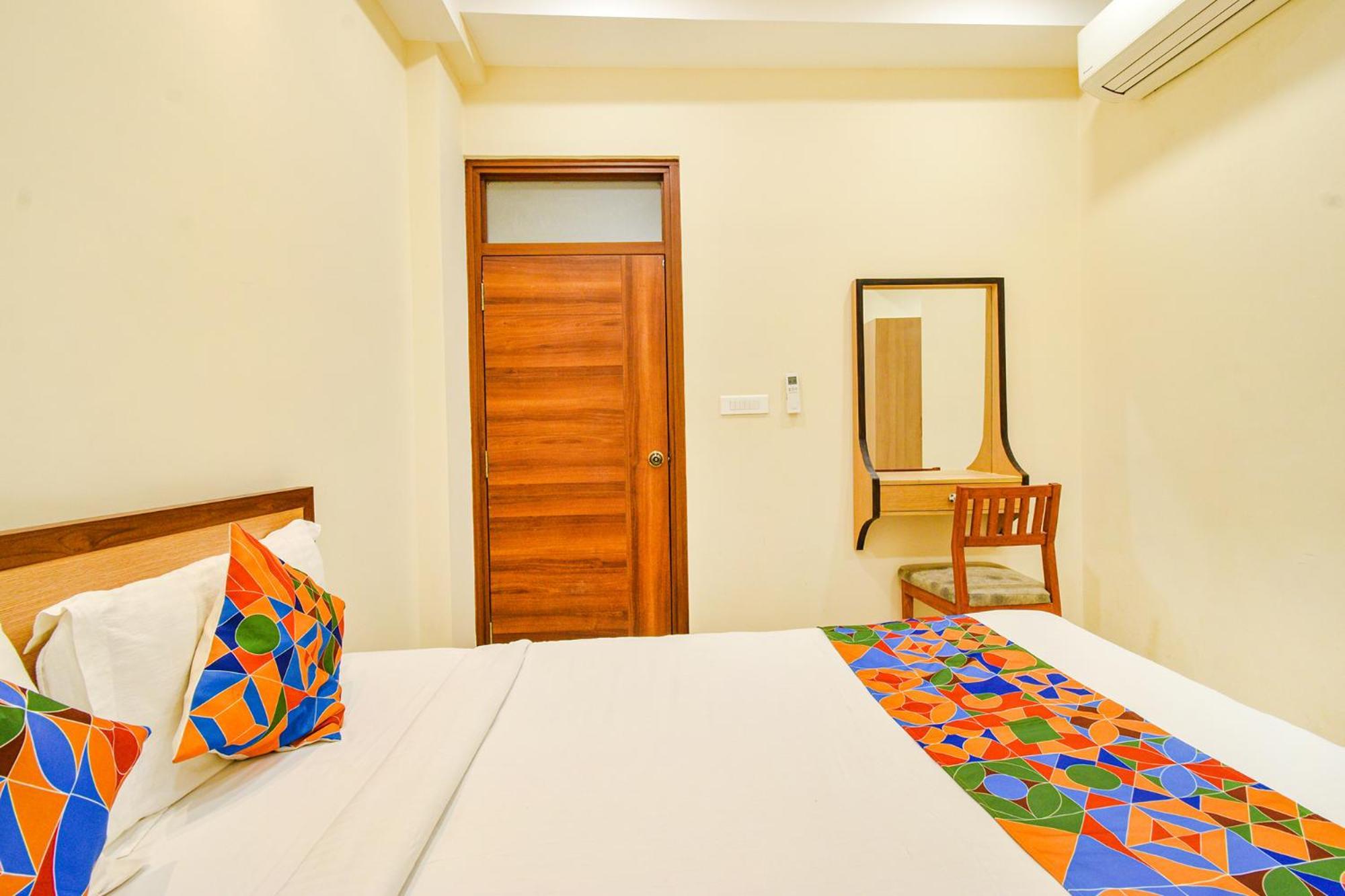 Fabhotel Prime Am Suites - Nr Yashoda Hospitals - Secunderabad Haidarábád Kültér fotó