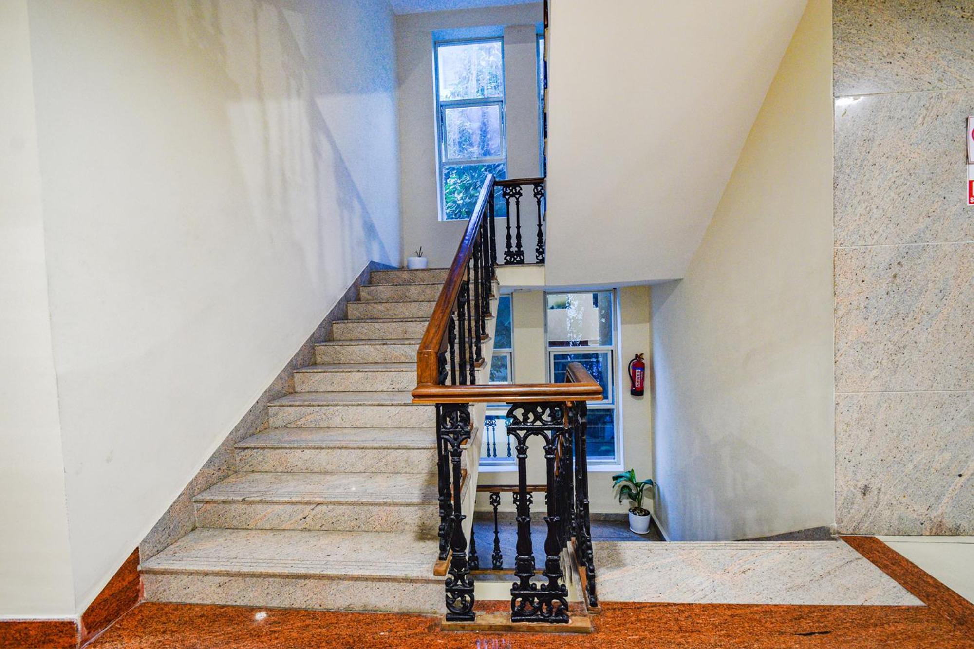 Fabhotel Prime Am Suites - Nr Yashoda Hospitals - Secunderabad Haidarábád Kültér fotó