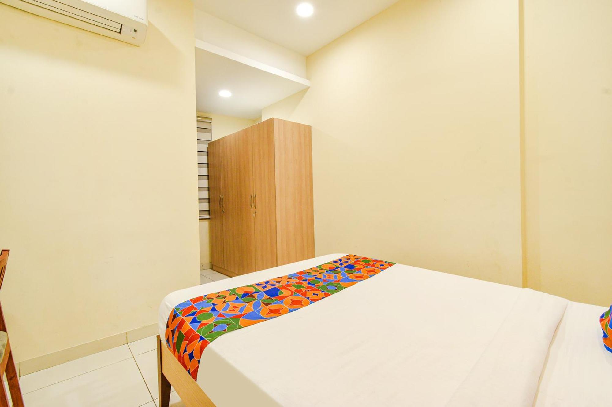 Fabhotel Prime Am Suites - Nr Yashoda Hospitals - Secunderabad Haidarábád Kültér fotó